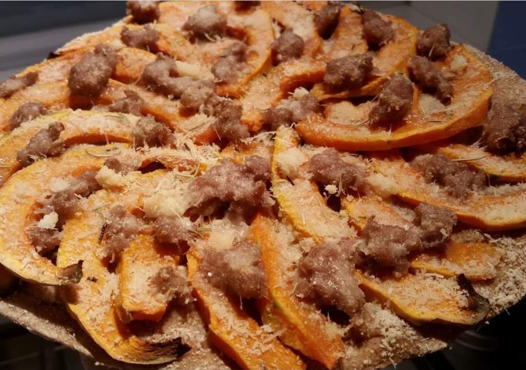 zucca con carne di vitello cotta in forno/печена тиква с кайма и пармезан